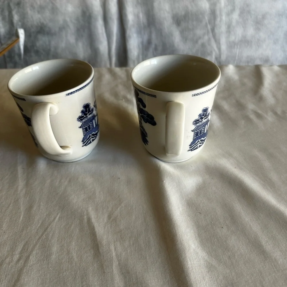 SET OF 2 COFFEE MUGS VINTAGE MADE IN ENGLAND CHURCHILL WILLOW BLUE